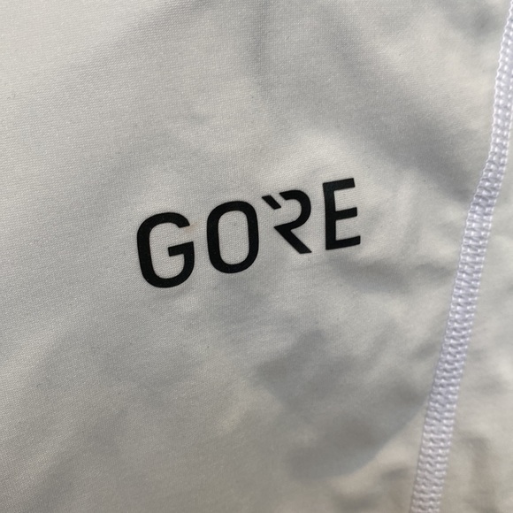 🆕 Gore Windstopper - Picture 4 of 11